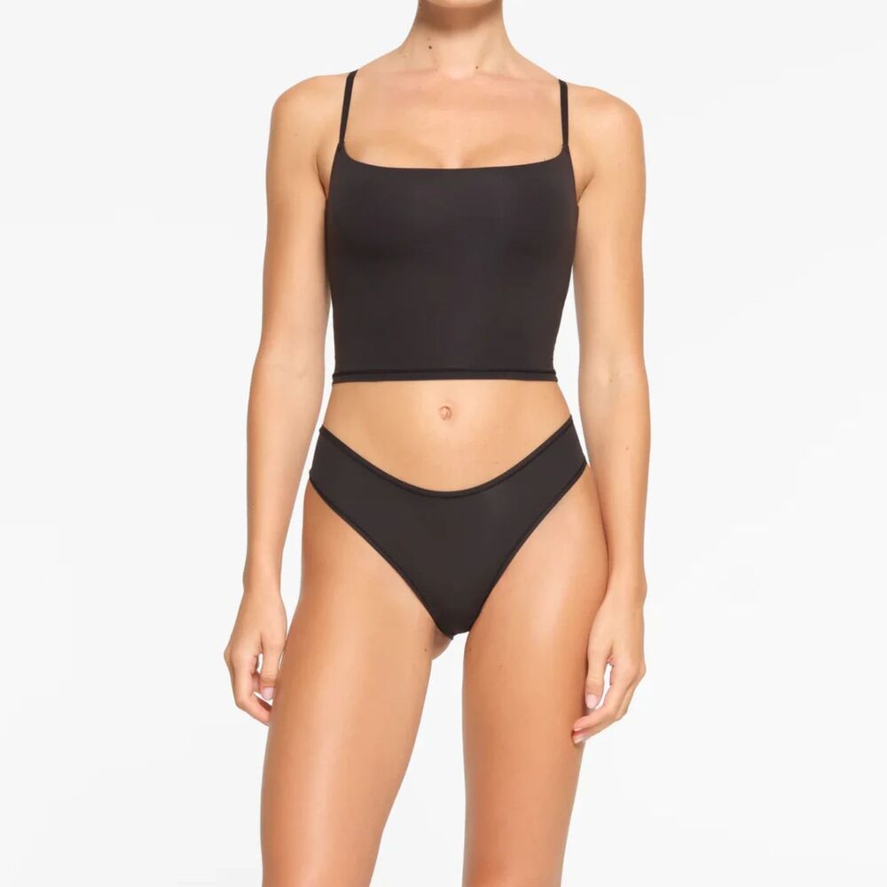 SKIMS Black Square Neck Crop Tank
